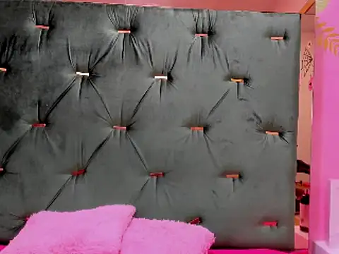 Snapshot of Hellen__4master chatting on March 18, 2025, 5:12 pm Hellen 4master online show from March 18, 2025, 5:12 pm