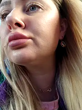 LadyLolyPop  online show from April 30, 2026, 1:45 am