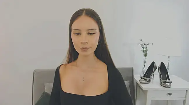 Snapshot of EmilyDarling chatting on February 16, 2025, 10:10 am EmilyDarling online show from February 16, 2025, 10:10 am