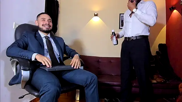 thesexlawyer1 online show from April 19, 2026, 5:08 am