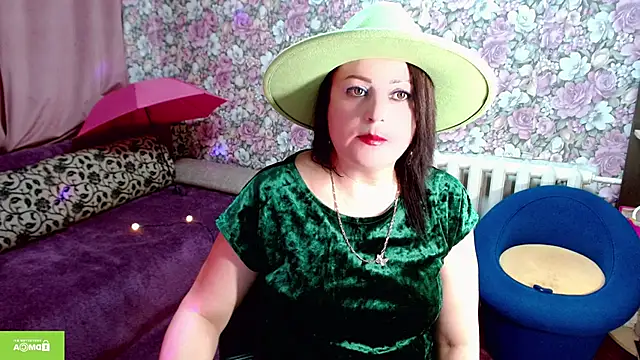 Julia-ru online show from September 24, 2025, 8:15 pm