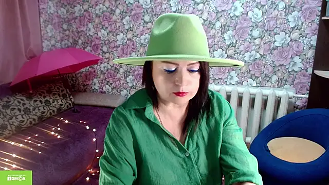 Julia-ru online show from November 16, 2025, 8:57 pm