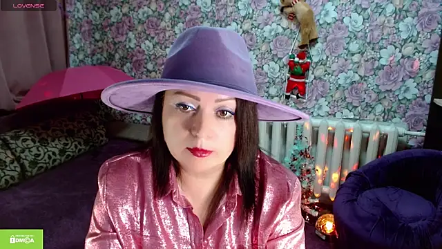 Julia-ru online show from January 6, 2026, 10:47 pm