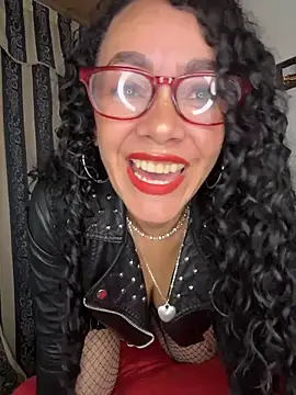 Snapshot of JULYSEX1 chatting on May 5, 2026, 1:03 pm JULYSEX1 online show from May 5, 2026, 1:03 pm