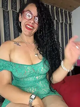 Snapshot of JULYSEX1 chatting on June 3, 2026, 1:34 pm JULYSEX1 online show from June 3, 2026, 1:34 pm