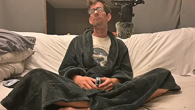 joeiandola online show from November 6, 2025, 6:01 pm