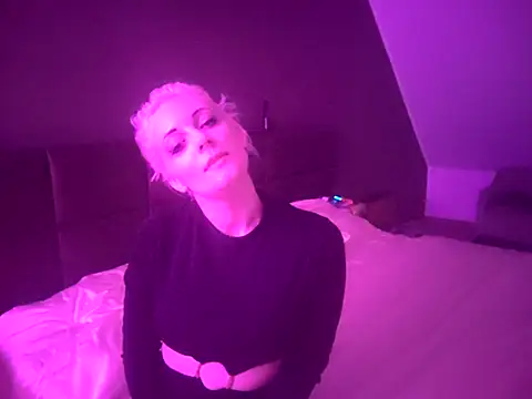 Snapshot of Wendyx666_Pika chatting on September 17, 2025, 9:17 pm Wendyx666 Pika online show from September 17, 2025, 9:17 pm