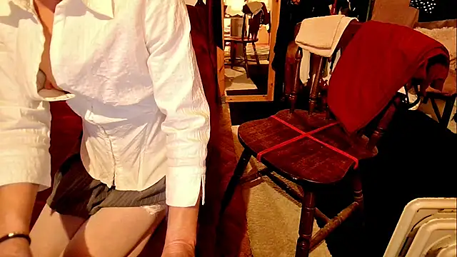 Snapshot of Hot_Colettte chatting on November 27, 2025, 7:14 pm Hot Colettte online show from November 27, 2025, 7:14 pm