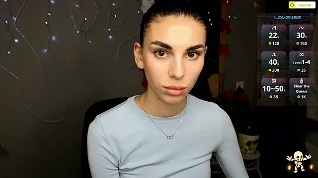 EmmyGreans online show from December 2, 2025, 12:40 pm