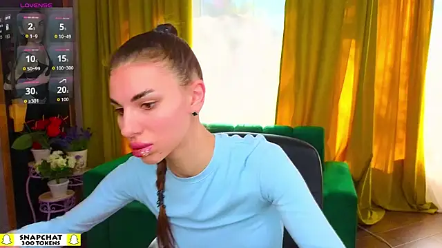 EmmyGreans online show from April 20, 2026, 5:54 am