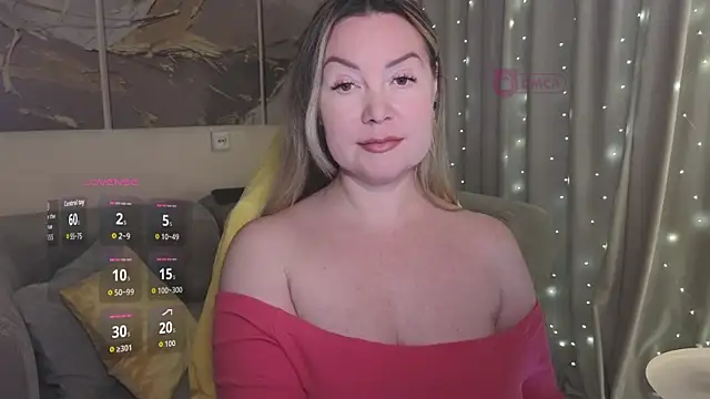 Snapshot of ElleCherry chatting on September 26, 2025, 4:47 pm ElleCherry online show from September 26, 2025, 4:47 pm