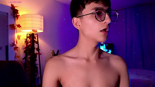 Snapshot of Mr_evan1 chatting on March 14, 2025, 7:12 pm Mr evan1 online show from March 14, 2025, 7:12 pm