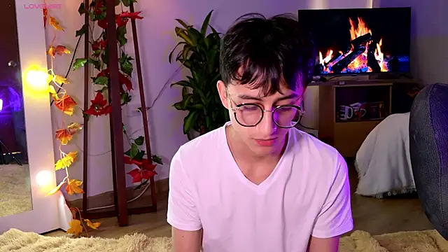 Snapshot of Mr_evan1 chatting on March 21, 2025, 4:40 pm Mr evan1 online show from March 21, 2025, 4:40 pm