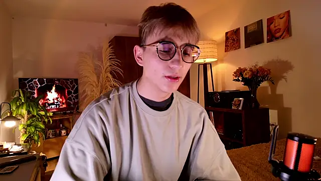 Snapshot of Mr_evan1 chatting on September 15, 2025, 2:50 pm Mr evan1 online show from September 15, 2025, 2:50 pm