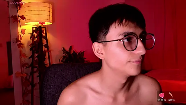 Snapshot of Mr_evan1 chatting on March 17, 2025, 6:00 pm Mr evan1 online show from March 17, 2025, 6:00 pm