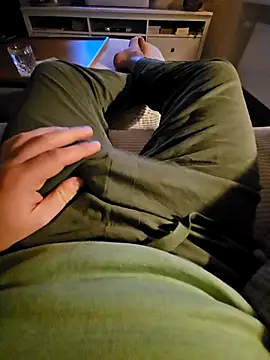 BigPassion89 online show from December 16, 2025, 8:35 pm