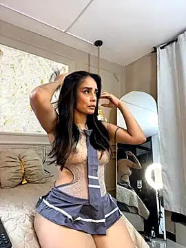 Snapshot of Alishak chatting on November 16, 2025, 6:56 pm Alishak online show from November 16, 2025, 6:56 pm