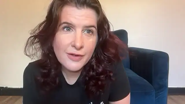 Snapshot of AshleyCox chatting on May 7, 2026, 10:40 am AshleyCox online show from May 7, 2026, 10:40 am