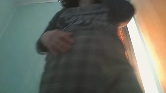 LadyMinnie online show from April 24, 2026, 11:56 am