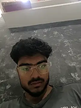 abhirowdy123 online show from November 4, 2025, 2:43 pm