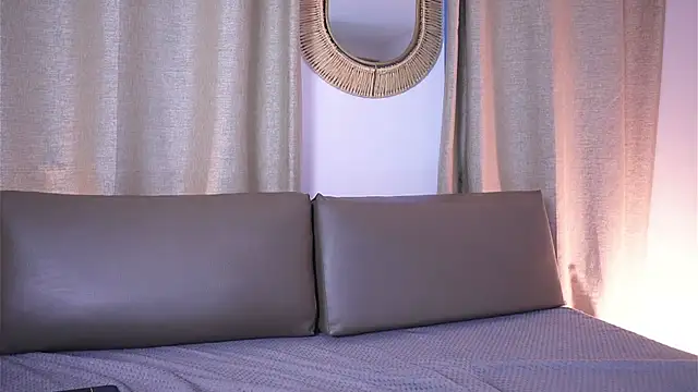 ShelleyMorell online show from November 7, 2025, 2:32 pm