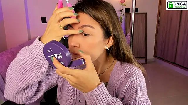 Snapshot of Lilabril chatting on September 8, 2025, 2:38 pm Lilabril online show from September 8, 2025, 2:38 pm