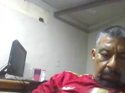 Snapshot of ElMasChingonMX chatting on October 14, 2025, 7:42 am ElMasChingonMX online show from October 14, 2025, 7:42 am
