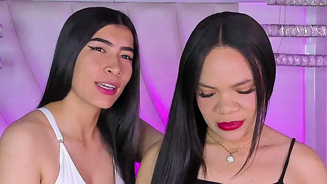 siara and zoe online show from April 22, 2026, 11:33 pm