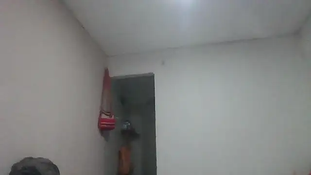 Snapshot of GiveLove1 chatting on December 3, 2025, 1:50 am GiveLove1 online show from December 3, 2025, 1:50 am