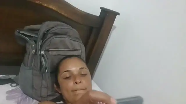 Snapshot of GiveLove1 chatting on November 25, 2025, 12:00 am GiveLove1 online show from November 25, 2025, 12:00 am