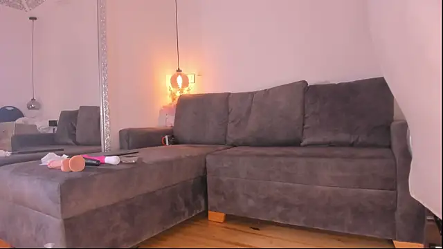 Snapshot of Isabella_francoo chatting on November 7, 2025, 4:00 pm Isabella francoo online show from November 7, 2025, 4:00 pm