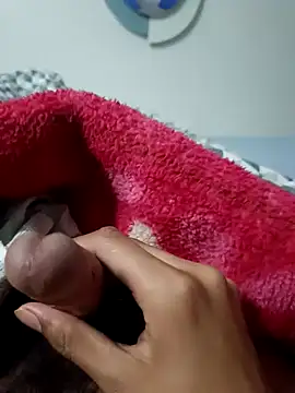 Snapshot of HeftyTheory7 chatting on January 10, 2026, 6:36 pm HeftyTheory7 online show from January 10, 2026, 6:36 pm