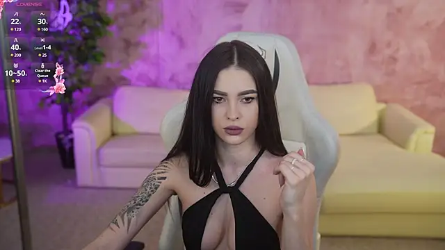 Snapshot of Tina_Breeze chatting on February 2, 2025, 3:28 pm Tina Breeze online show from February 2, 2025, 3:28 pm