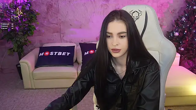 Snapshot of Tina_Breeze chatting on December 29, 2024, 6:16 pm Tina Breeze online show from December 29, 2024, 6:16 pm