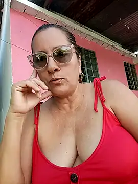 deisy summers47x online show from November 14, 2025, 12:31 pm