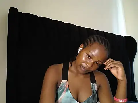 tasha kimmy online show from December 18, 2025, 5:01 am