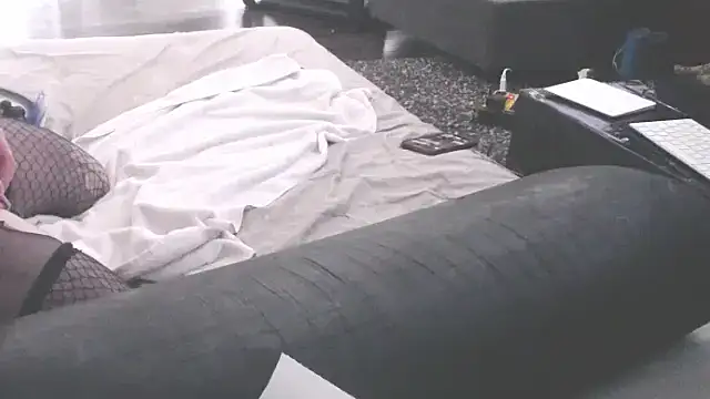 Snapshot of AssmannCD chatting on March 22, 2025, 5:52 pm AssmannCD online show from March 22, 2025, 5:52 pm