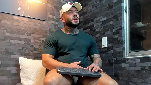 BruceDallas online show from February 22, 2026, 12:35 am