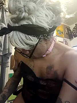 Snapshot of Mune_Raez_6 chatting on September 28, 2025, 7:04 am Mune Raez 6 online show from September 28, 2025, 7:04 am