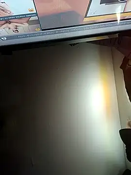 Snapshot of Mune_Raez_6 chatting on October 28, 2025, 8:52 pm Mune Raez 6 online show from October 28, 2025, 8:52 pm