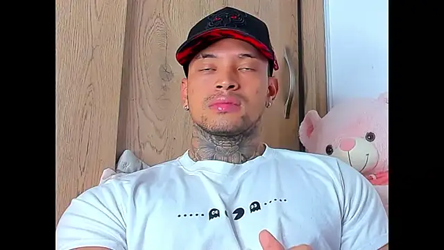 Snapshot of Stiven_collins chatting on December 5, 2025, 2:48 pm Stiven collins online show from December 5, 2025, 2:48 pm