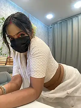 Snapshot of Monalisadon018 chatting on December 9, 2024, 6:46 pm Monalisadon018 online show from December 9, 2024, 6:46 pm