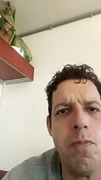 Snapshot of Knuffelstaaf123 chatting on October 30, 2025, 8:23 am Knuffelstaaf123 online show from October 30, 2025, 8:23 am