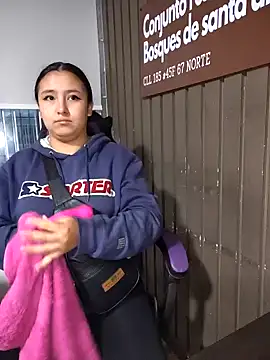 Snapshot of Cute_Penelope chatting on December 1, 2025, 11:22 am Cute Penelope online show from December 1, 2025, 11:22 am