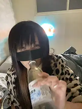 Snapshot of miyabi_room chatting on November 12, 2025, 12:20 pm miyabi room online show from November 12, 2025, 12:20 pm