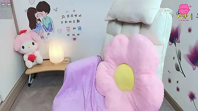  Mizuki  online show from September 23, 2025, 4:58 pm