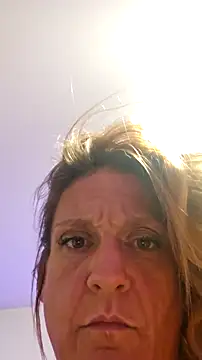 Snapshot of rjeanr4u chatting on December 16, 2025, 11:14 am rjeanr4u online show from December 16, 2025, 11:14 am