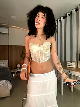 Lianh Benett online show from September 30, 2025, 6:19 am