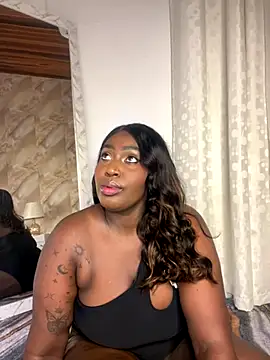 Snapshot of emilyrojas chatting on November 5, 2025, 12:08 pm emilyrojas online show from November 5, 2025, 12:08 pm