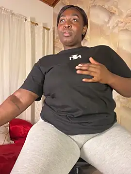 Snapshot of emilyrojas chatting on November 18, 2025, 11:13 am emilyrojas online show from November 18, 2025, 11:13 am